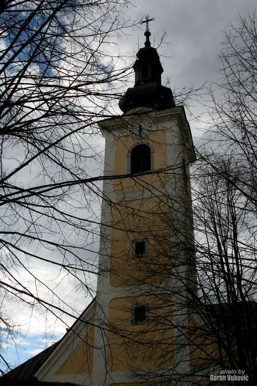 Pansion Park Panzió Szluin Kültér fotó