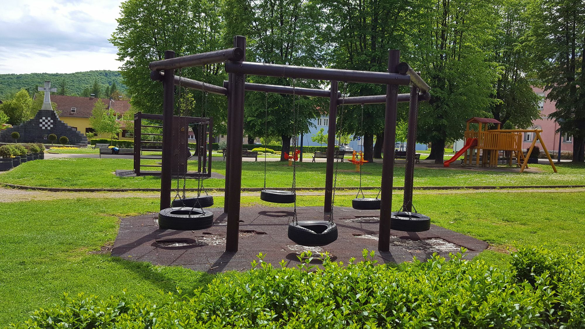 Pansion Park Panzió Szluin Kültér fotó